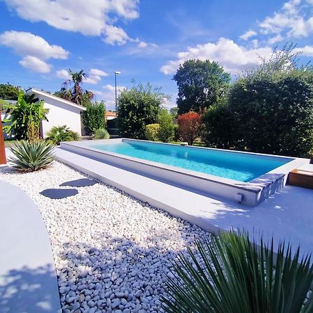 Gite Avec Piscine Et Espace Bien-Etre Partages Entre Bordeaux Et Lacanau Ocean (Adults Only) Brach Экстерьер фото